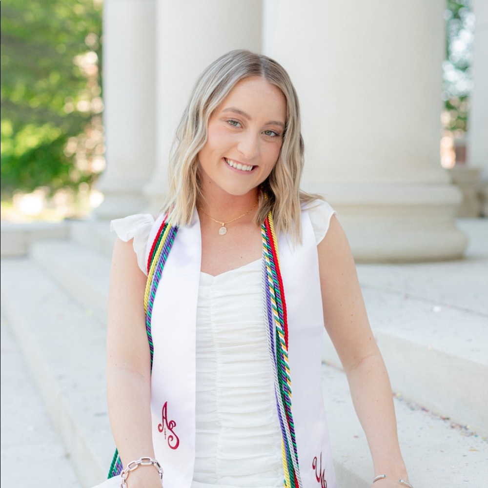 Meet your Posher, Savannah